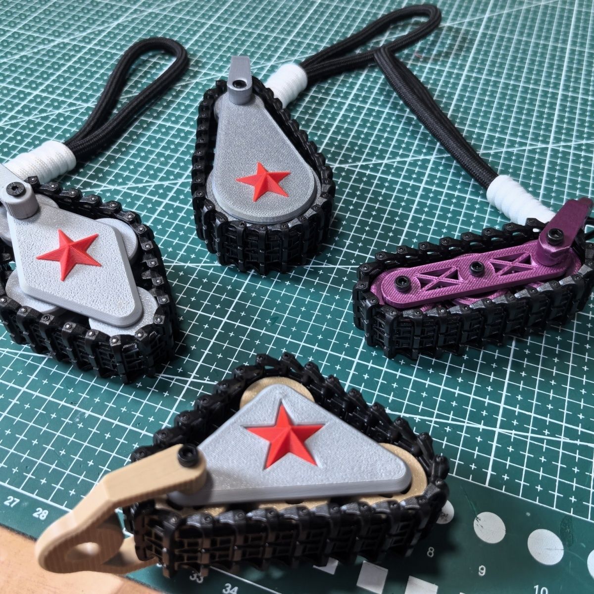 4 Styles！EDC Rotatable Track M - Edc Car Carry 리뷰 및 가격