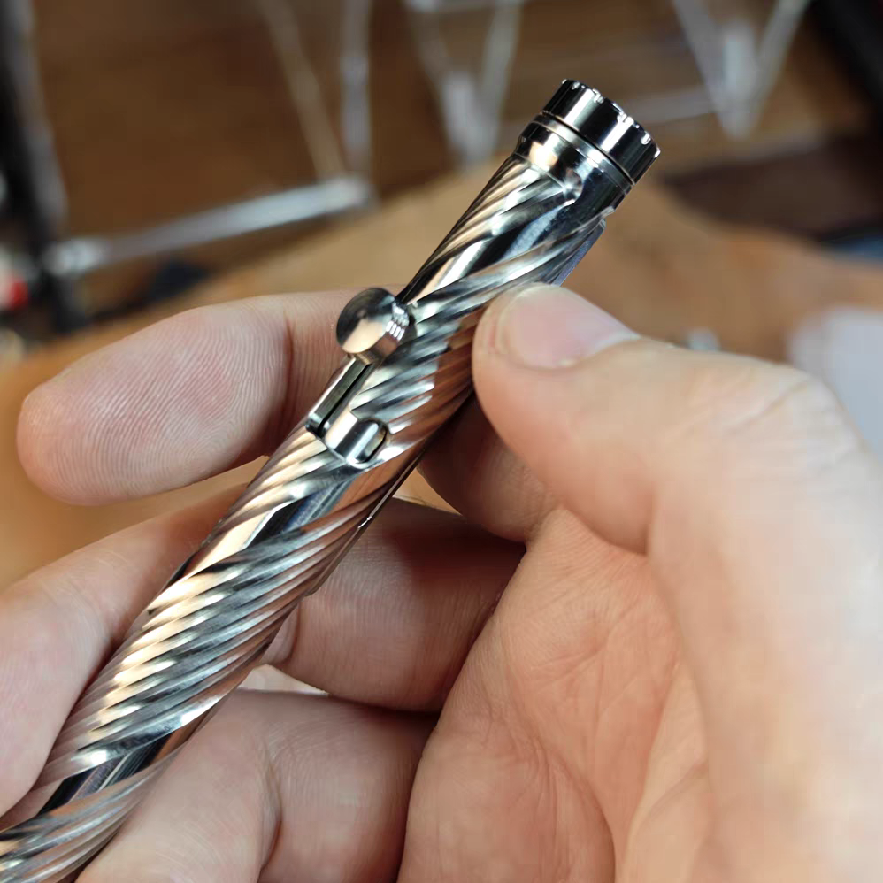 EDC Titanium Pen with Ball Bea - Edc Gear Every Day Carry 리뷰 및 가격