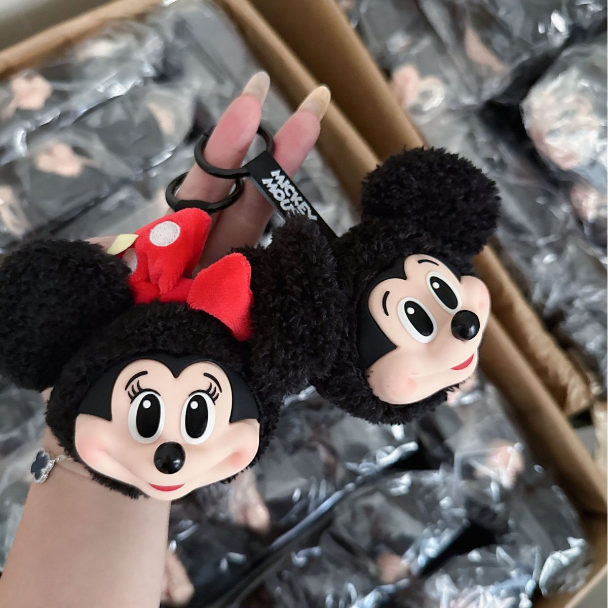 Mickey Minnie Plush Doll Keych - Carabiner Keychain 리뷰 및 가격