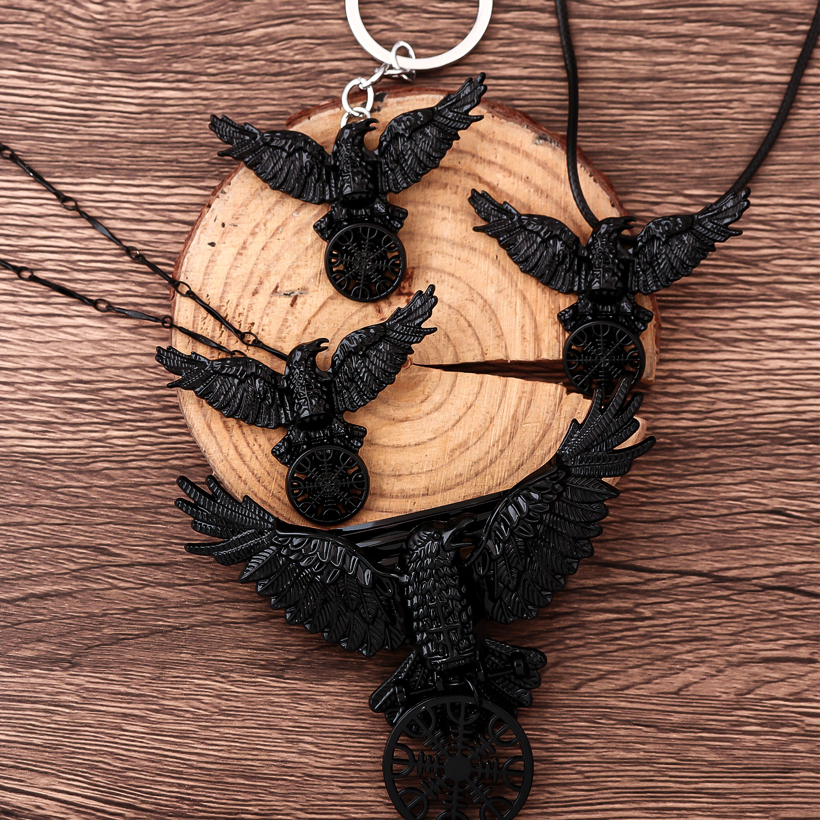 Vintage Viking Black Crow Neck - Compass Keychain Mini 리뷰 및 가격